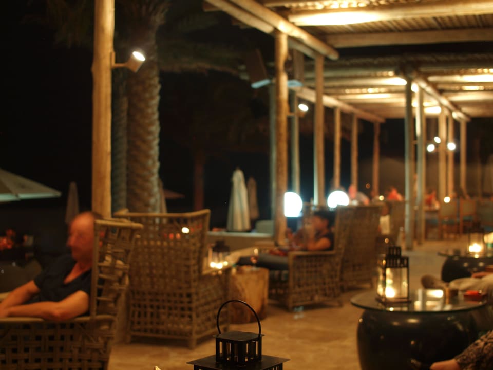 Strand-Bar The St. Regis Saadiyat Island Resort, Abu Dhabi