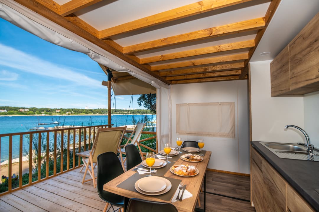 Zimmer Arena Stoja Mobile Homes