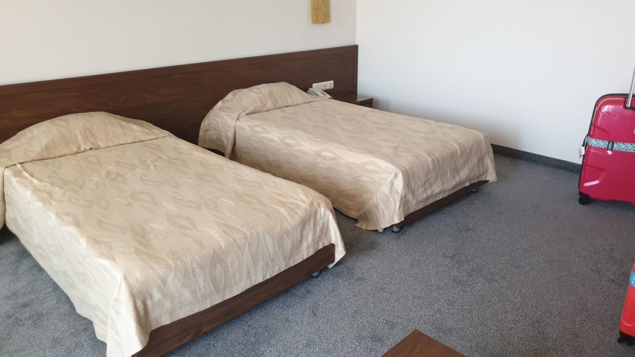 Zimmer Hotel Glarus Beach