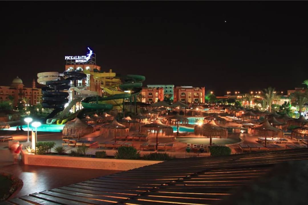 Hotel nocą Pickalbatros Aqua Park Resort - Hurghada