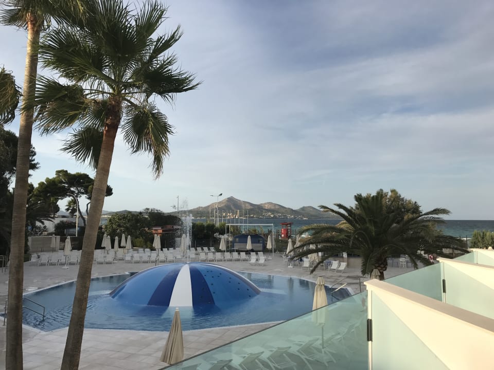 Pool Iberostar Waves Playa de Muro