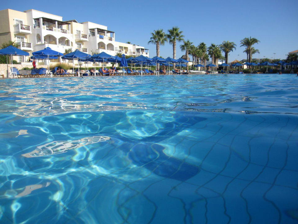 Olympicpool Neptune Luxury Resort