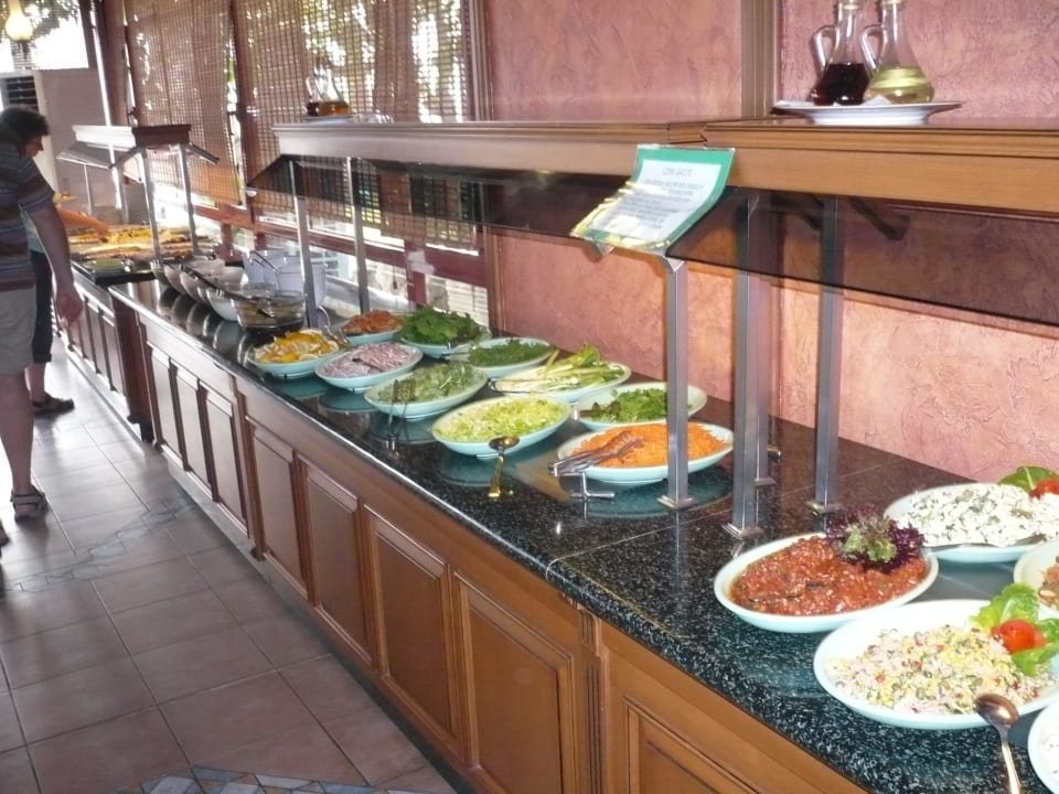 Buffet Side Bay Hotel