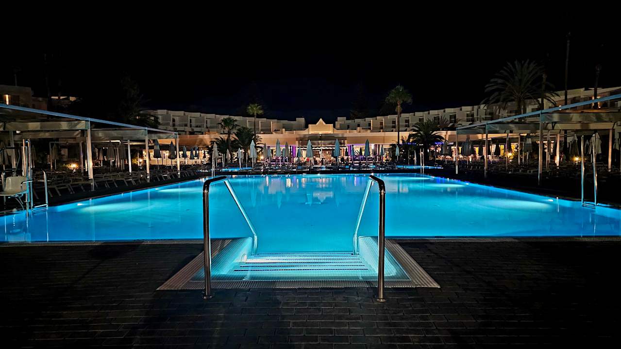 Außenansicht Hotel Riu Paraiso Lanzarote