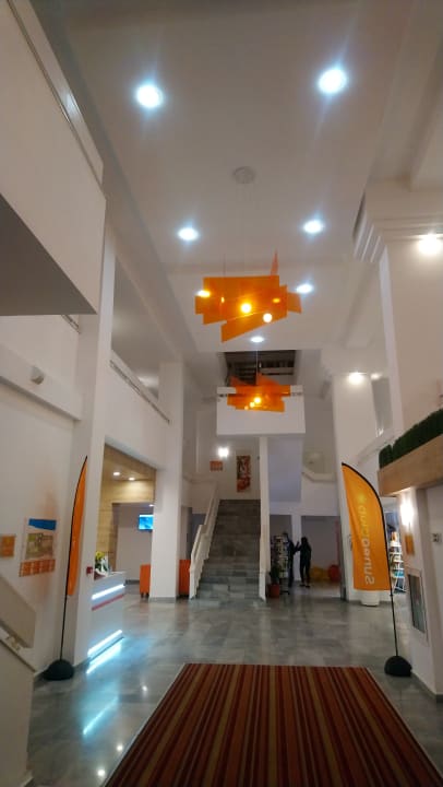 Lobby AluaSun Helios Beach