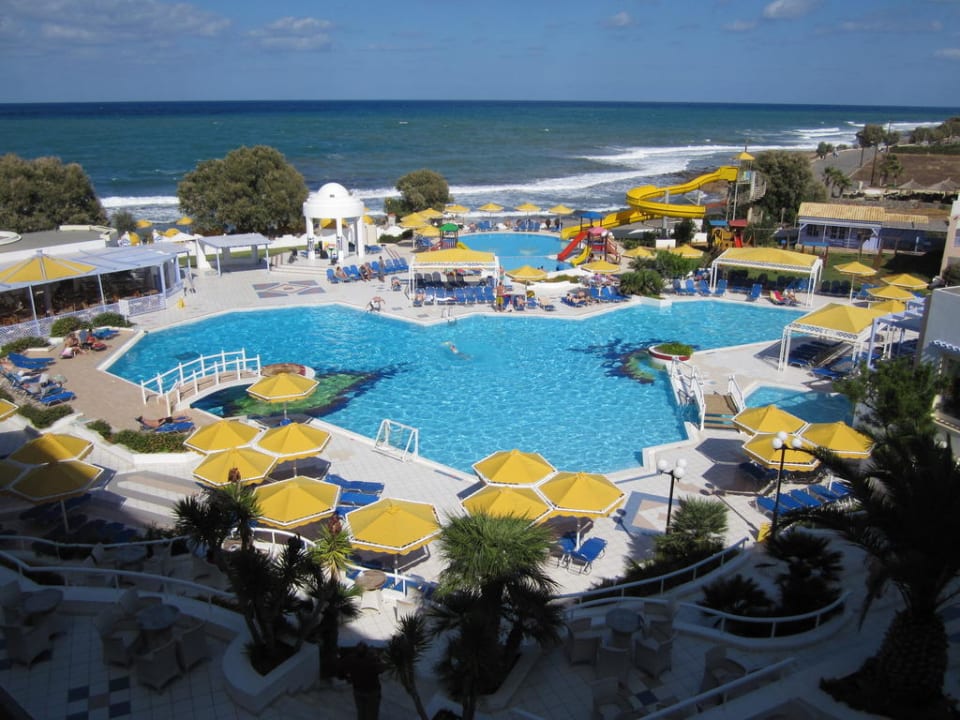 Pool Hotel Serita Beach