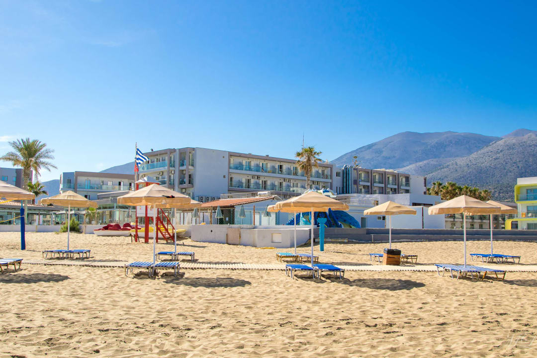 Hotel vom Strand aus allsun Hotel Carolina Mare