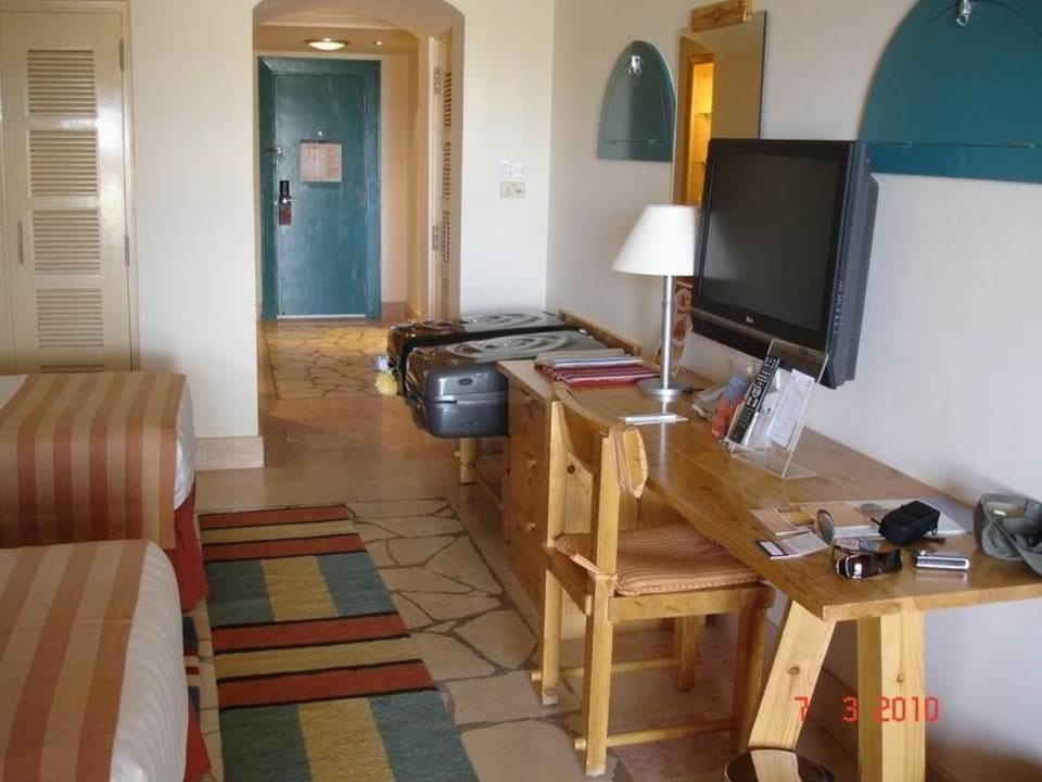 Sicht zum Eingang des Zimmers 2207 Sheraton Miramar Resort El Gouna