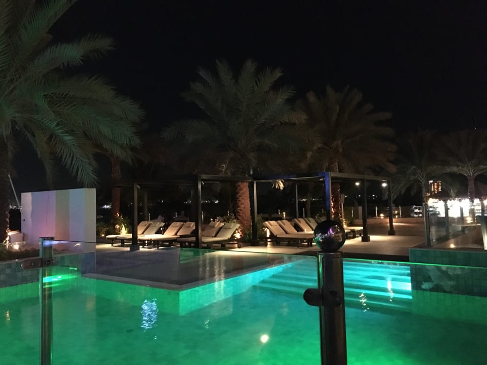 Pool DoubleTree by Hilton Resort & Spa Marjan Island