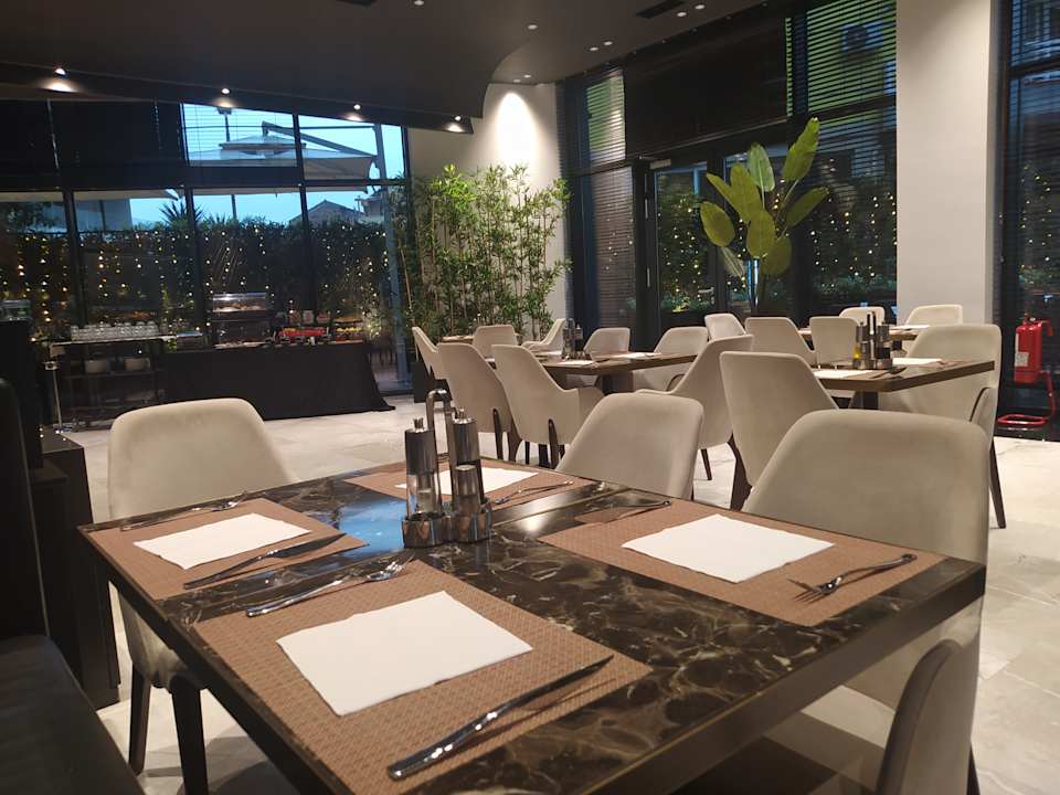 Gastro Hotel Elisa Tirana, Affiliated by Meliá