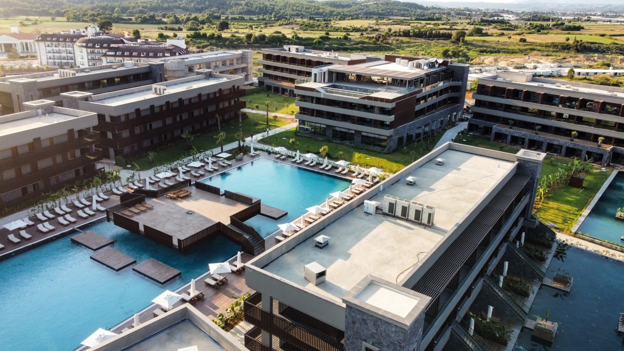 Außenansicht Jacaranda Luxury Resort