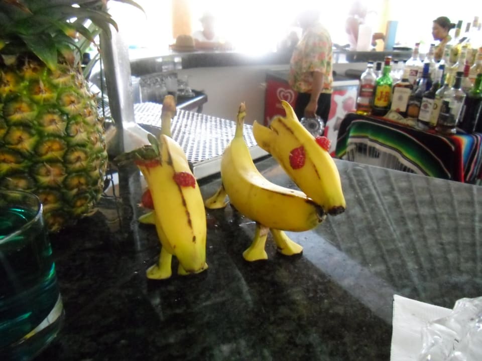 An der Poolbar Grand Palladium Kantenah Resort & Spa