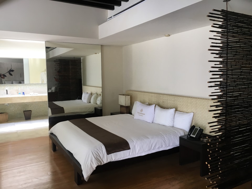 Zimmer Blue Diamond Luxury Boutique Hotel