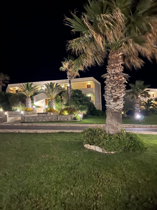 Gartenanlage Hotel Kalithea Horizon Royal