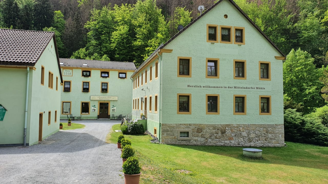 Außenansicht Pension Mittelndorfer Mühle