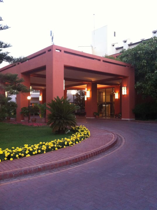 Eingangsbereich Arum Barut Collection
