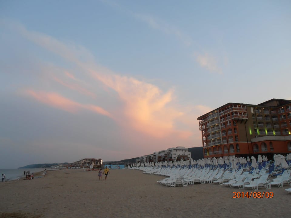 Am Strand Sol Luna Bay