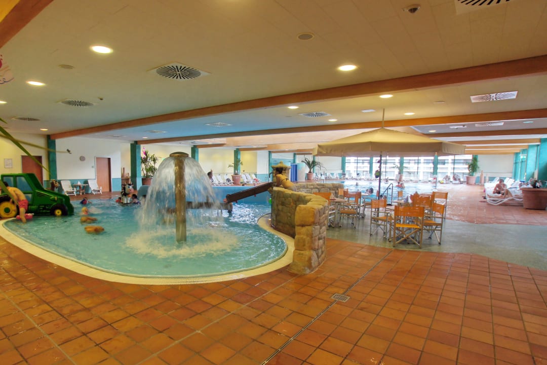 Pool Hotel Sonnenhügel