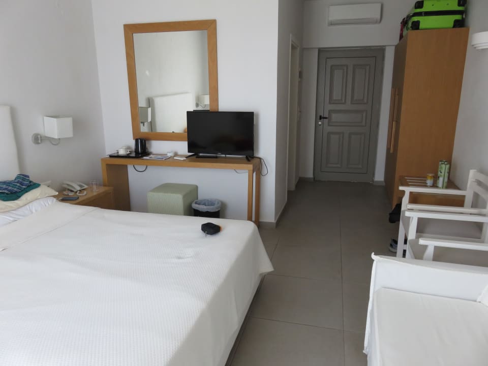 Zimmer Maritimo Beach Hotel