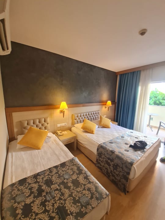 Zimmer Side Aquamarin Resort & Spa