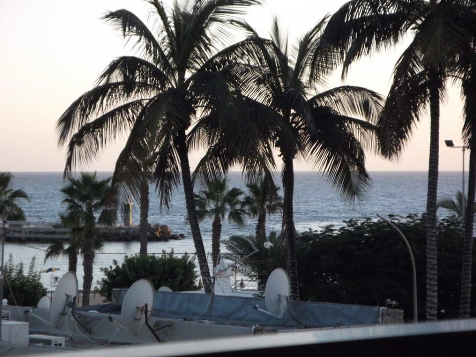 Blick vom Balkon in Richtung Meer Sirena Apartments