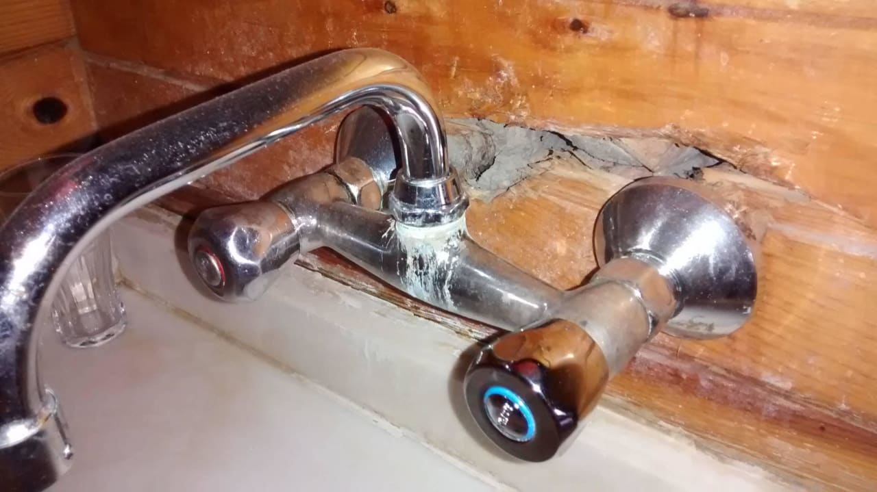 Zimmerwaschbecken Hotel Andiz Beach