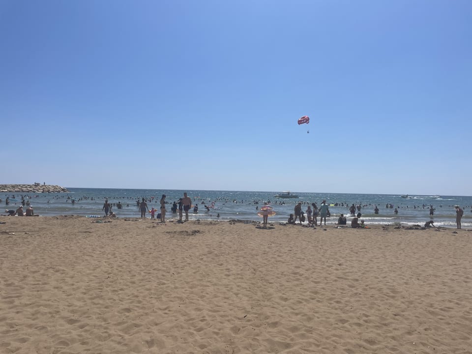 Strand Grand Seker Hotel