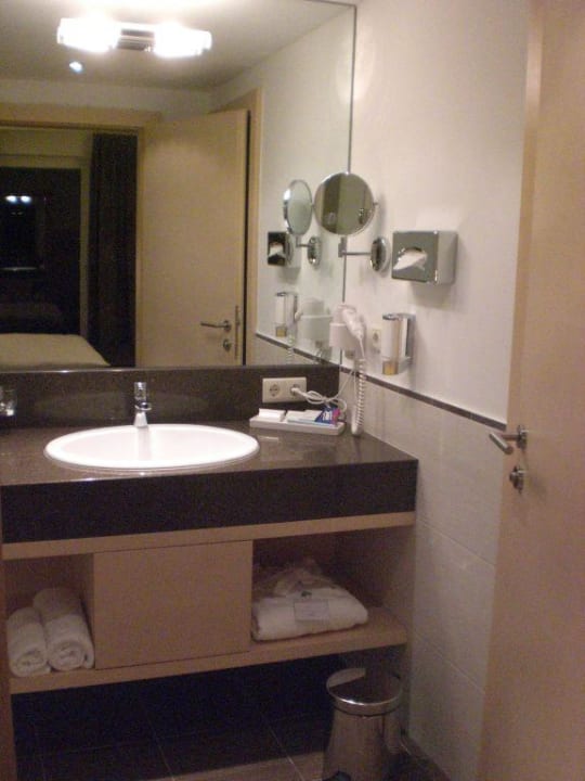 Bad 02 Hotel Gut Brandlhof