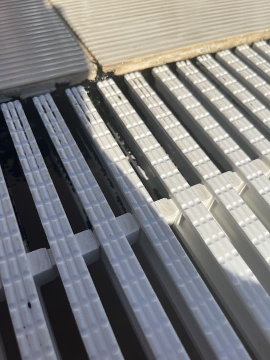 Pool Well Palace Side