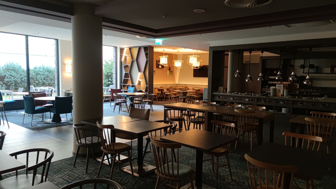 Gastro Hampton by Hilton Berlin City West