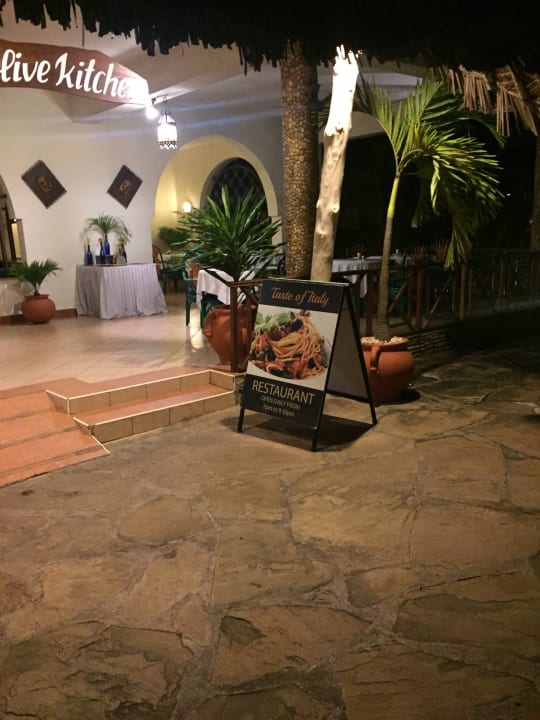 Gastro Neptune Village Beach Resort & Spa