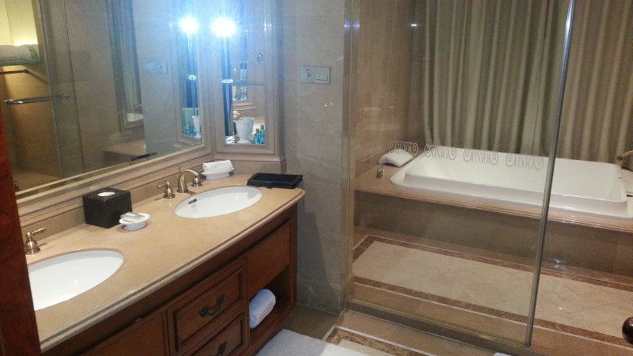 Bad 507 Weldon Hotel