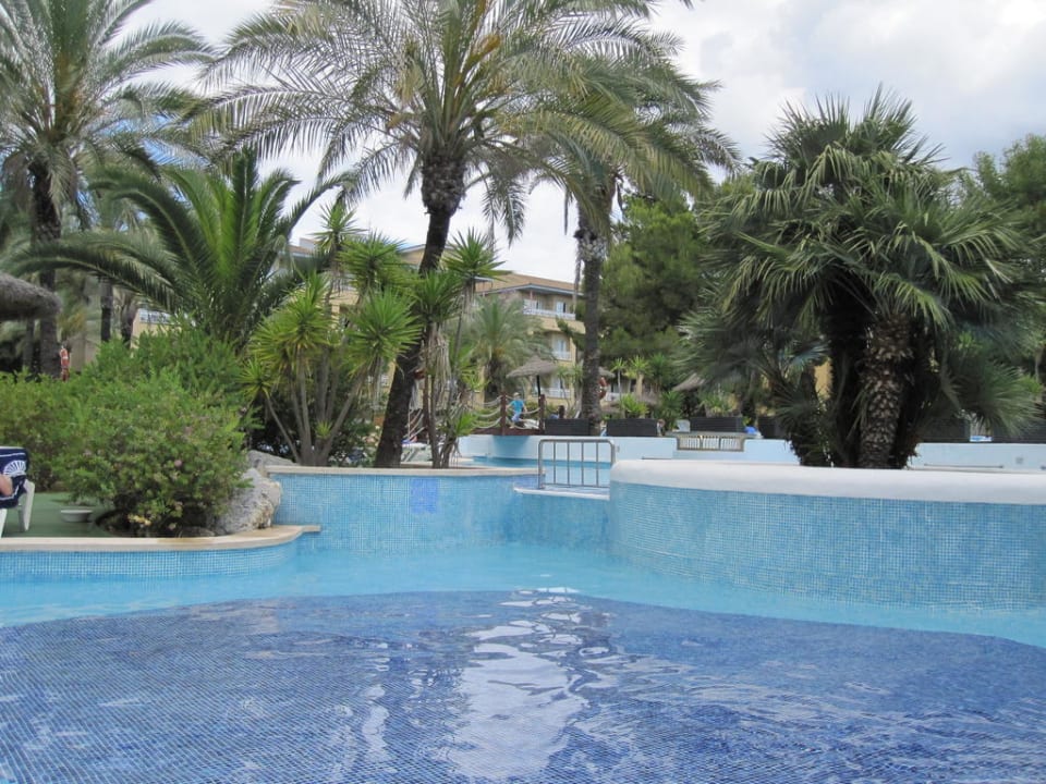 Pool Prinsotel La Dorada