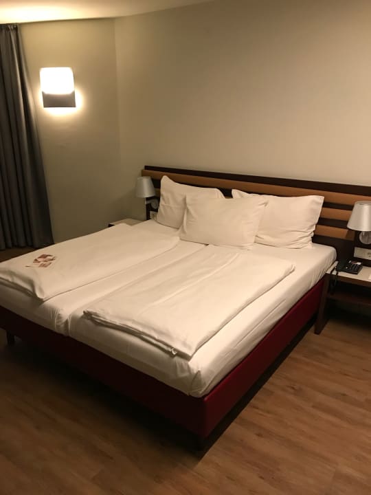 Zimmer Four Points Flex by Sheraton Vienna Hauptbahnhof