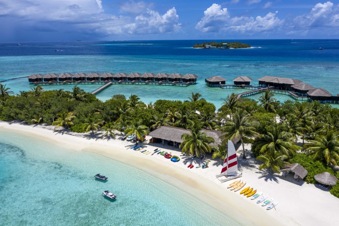 Außenansicht Sheraton Maldives Full Moon Resort & Spa