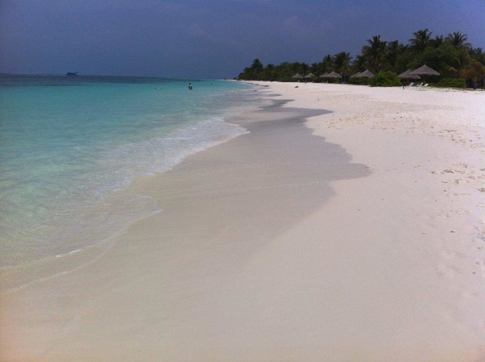 Strand Kuredu Island Resort & Spa