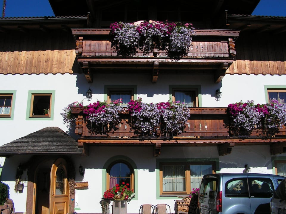Eingang Wagnerhof und unser Balkon Bichler's Wagnerhof