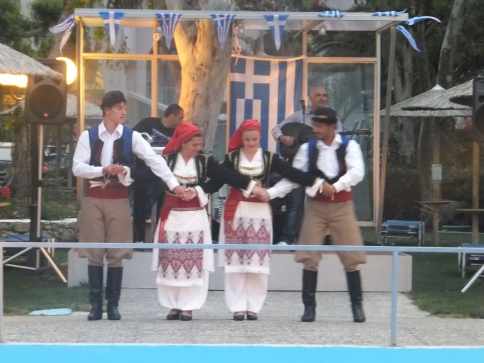 Folklore  Hotel Corissia Princess