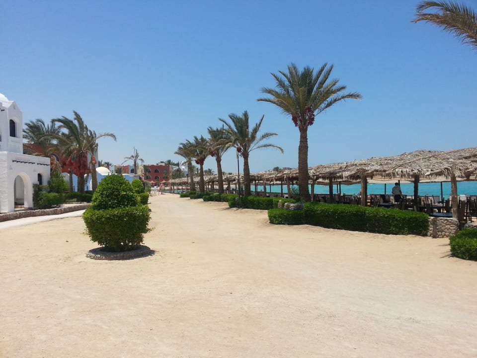 Strand Arabia Azur Resort