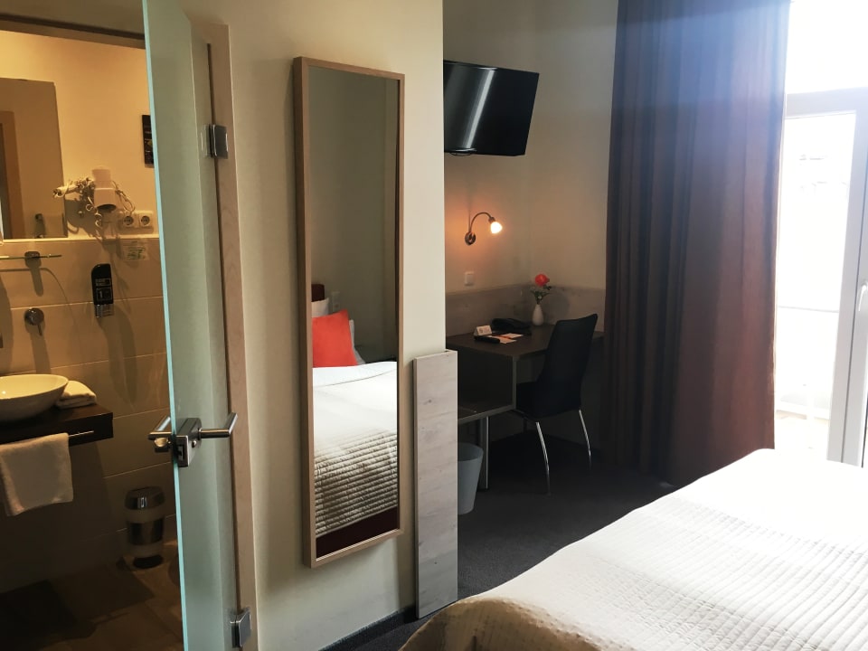 Zimmer Hotel Central