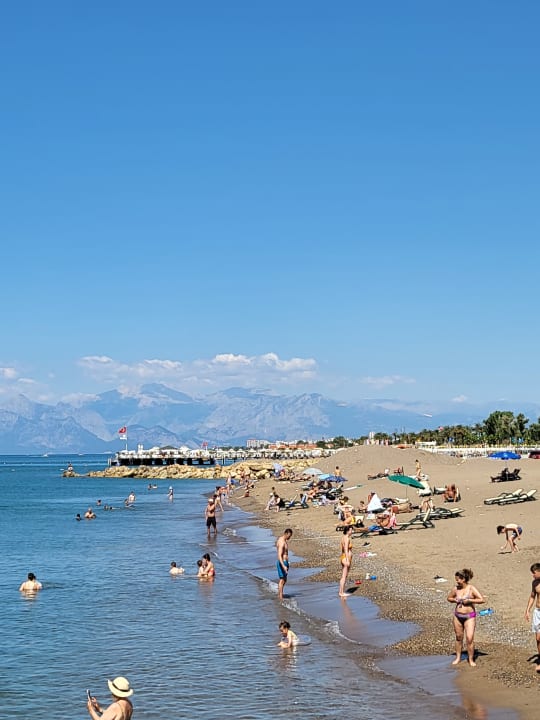 Strand Wyndham Garden Lara