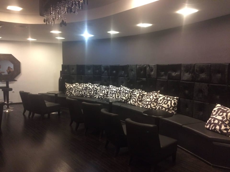 Neue Bar hinter der Rezeption allsun App.-Hotel Esquinzo Beach