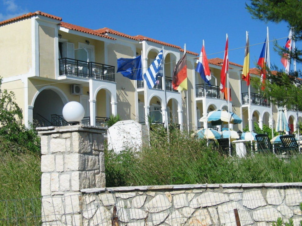 Hotel von der Straße aus ZANTE SUN RESORT & SPA