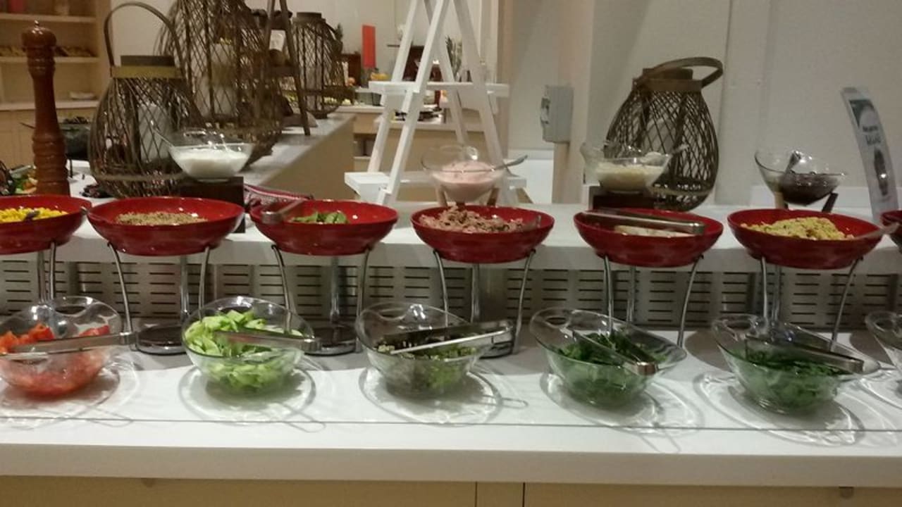 Gastro Louis Paphos Breeze