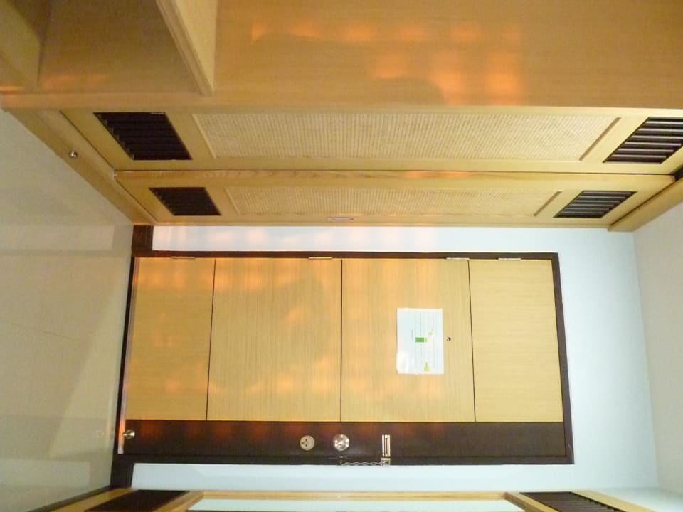 Kleiderschrank Hotel The Green Park