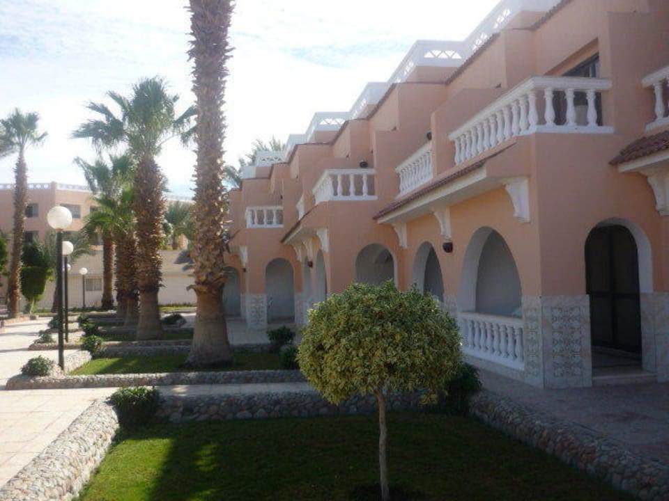 Auf dem Weg zum Strand Pickalbatros Aqua Park Resort - Hurghada