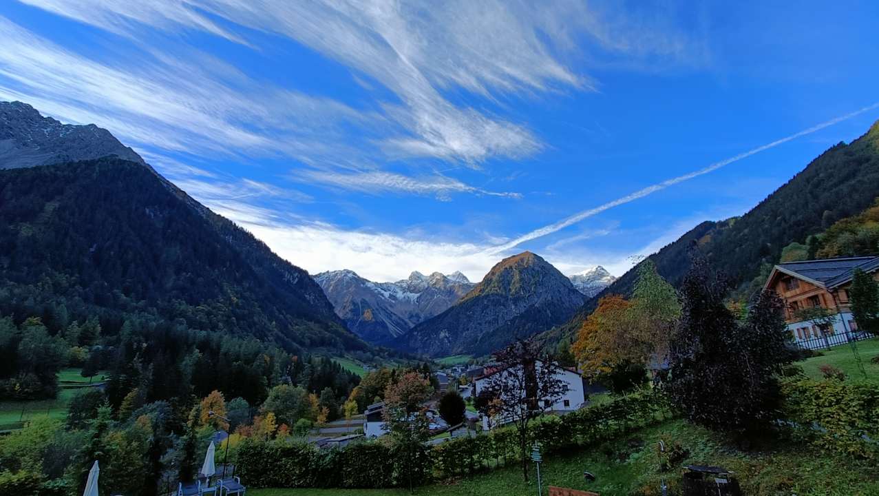 Ausblick Alpenhotel Zimba