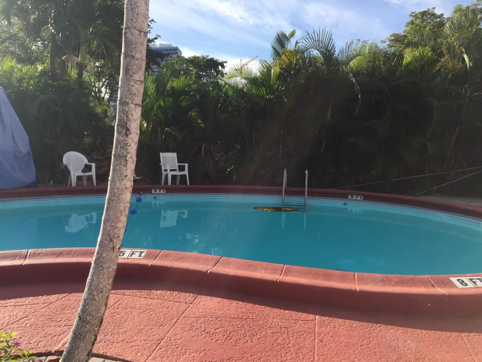 Ein Pool Resort Napoli Belmar