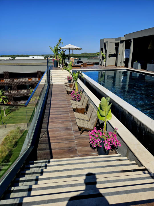 Pool Jacaranda Luxury Resort