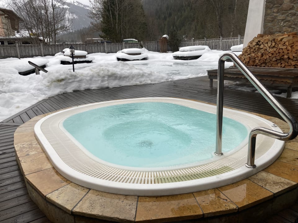 Pool Verwöhnhotel Kristall